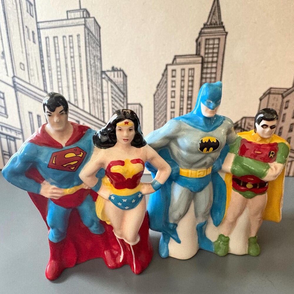 Vintage DC Comics Super Friends Salt & Pepper Shakers Batman Superman Wonder Wom